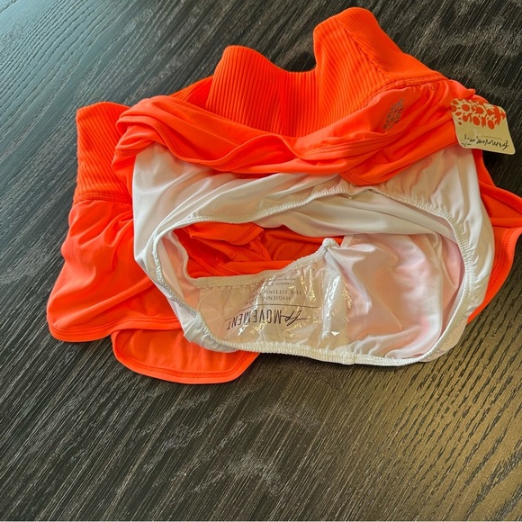 Free People Movement Game Time Flouncy Flirty Fully Lined Soft Athletic Short - Picture 9 of 15